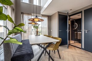 Dining - Stylish Delft Apartment (Delft)
