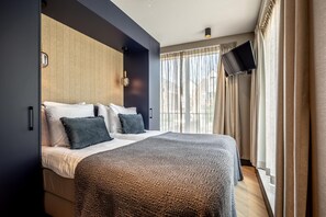 Apartment | 3 bedrooms, iron/ironing board - Stylish Delft Apartment (Delft)