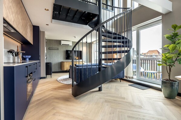 Apartment | Private kitchen - Stylish Delft Apartment (Delft)