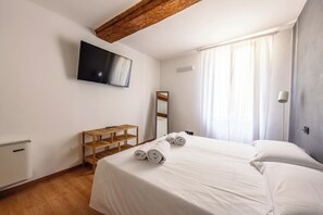 Comfort Apartment | 1 bedroom, iron/ironing board, free WiFi - Emilia Studios 5 (Modena)