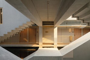 Staircase - All Suites Hôtel | Paris Pleyel – L’île Saint Denis (L'Île-Saint-Denis)