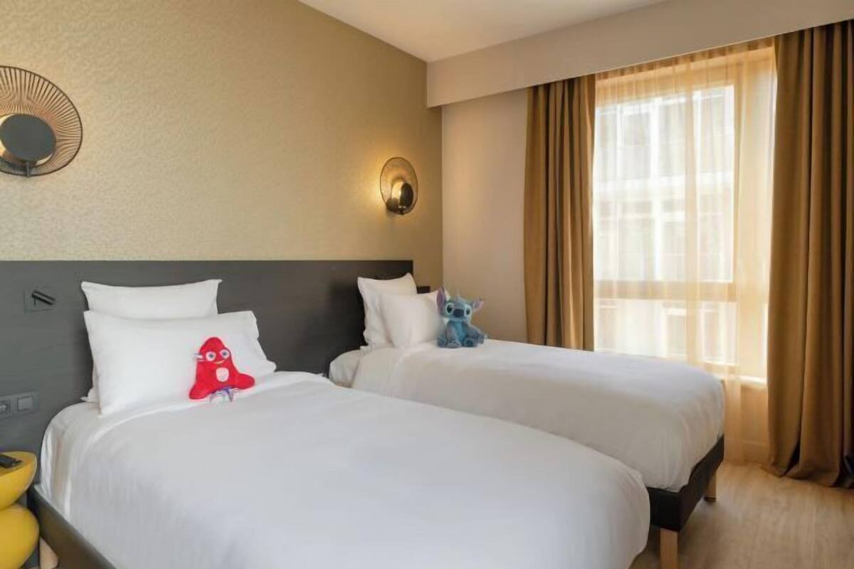Soundproofing, WiFi (free), bed sheets
