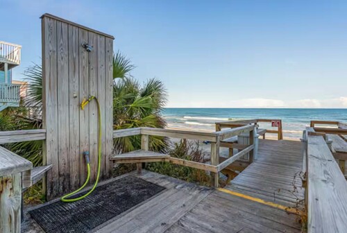 The Surfrider Beach Resort