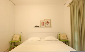 1 bedroom, desk, free WiFi