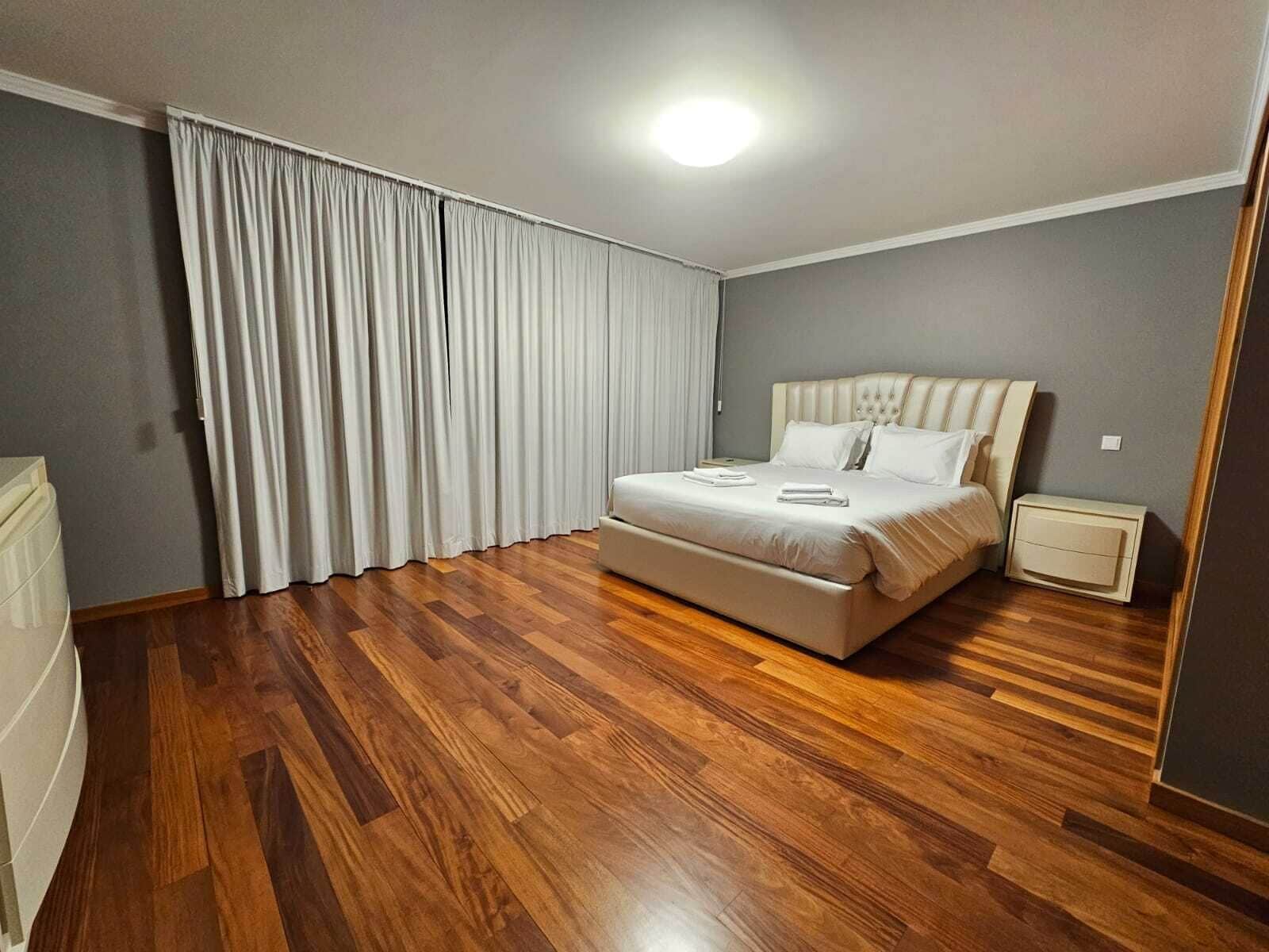 3 Schlafzimmer, Bügeleisen/Bügelbrett, WLAN, Bettwäsche