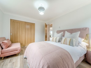 3 bedrooms, free WiFi, bed sheets