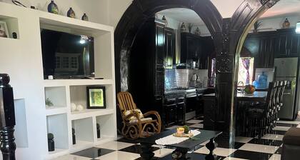 4-bedroom house in brilliant La Hachadura with WiFi, AC