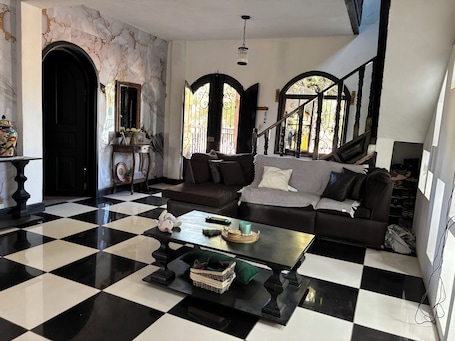 Living area. 4-bedroom house in brilliant La Hachadura with WiFi, AC