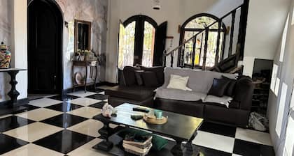 4-bedroom house in brilliant La Hachadura with WiFi, AC