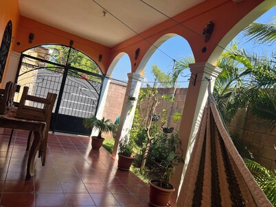 4-bedroom house in brilliant La Hachadura with WiFi, AC