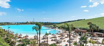 Scenic apartment in Alcazaba Lagoon with pools