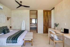 3 habitaciones, escritorio, tabla de planchar con plancha y wifi