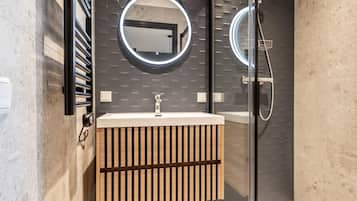 Apartment | Bathroom | Hair dryer