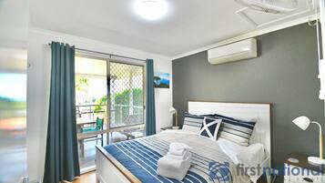 5 slaapkamers, een strijkplank/strijkijzer, gratis wifi, beddengoed