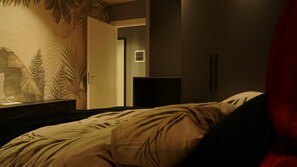 1 bedroom, iron/ironing board, WiFi, bed sheets - FIA Lake View Luxury Rental (Tiranë)