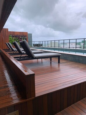 Luxury Apartment | Property grounds - Oceânica Cabo Branco by Day by Day (Joao Pessoa)