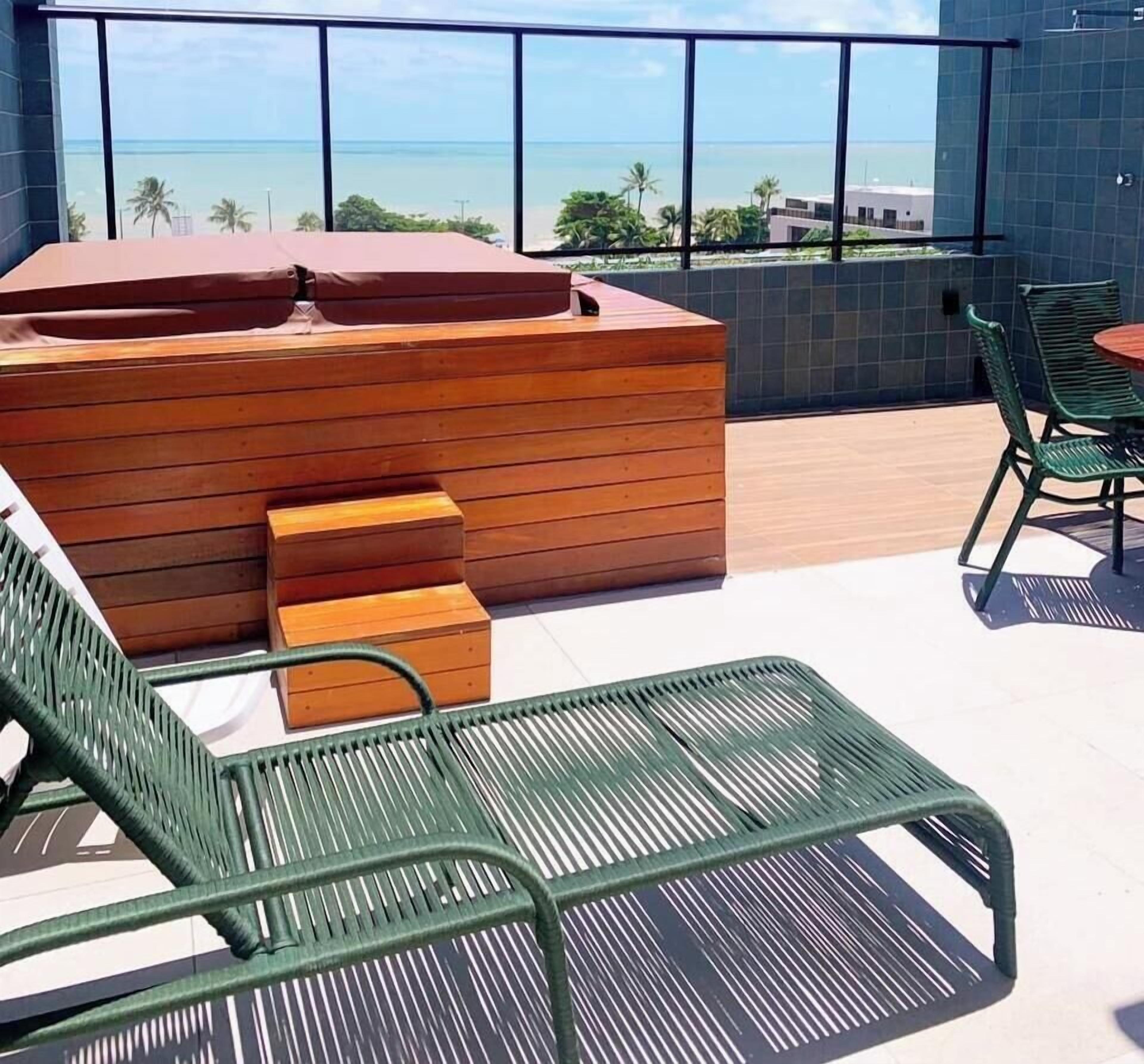 Luxury Apartment | Terrace/patio