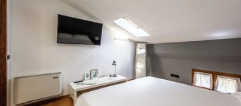 Emilia Studios 7