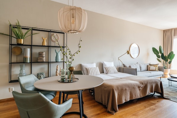 Apartment | 1 bedroom, individually furnished, iron/ironing board