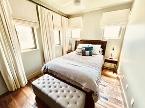 2 bedrooms, bed sheets