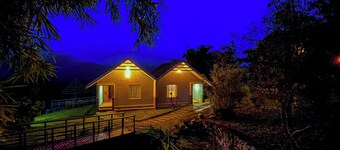 Elenor Cottages Cheriyar