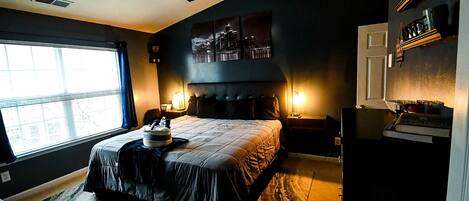 3 chambres, fer et planche à repasser, Wi-Fi, draps fournis