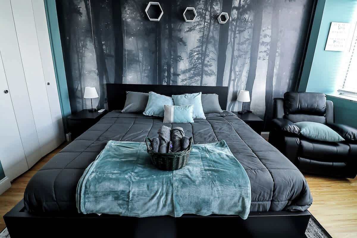 3 dormitoris, planxa i posts de planxar, wifi i roba de llit 