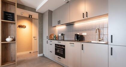 Spacious Apartment in Den Haag With View