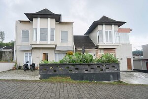 Fachada de la propiedad