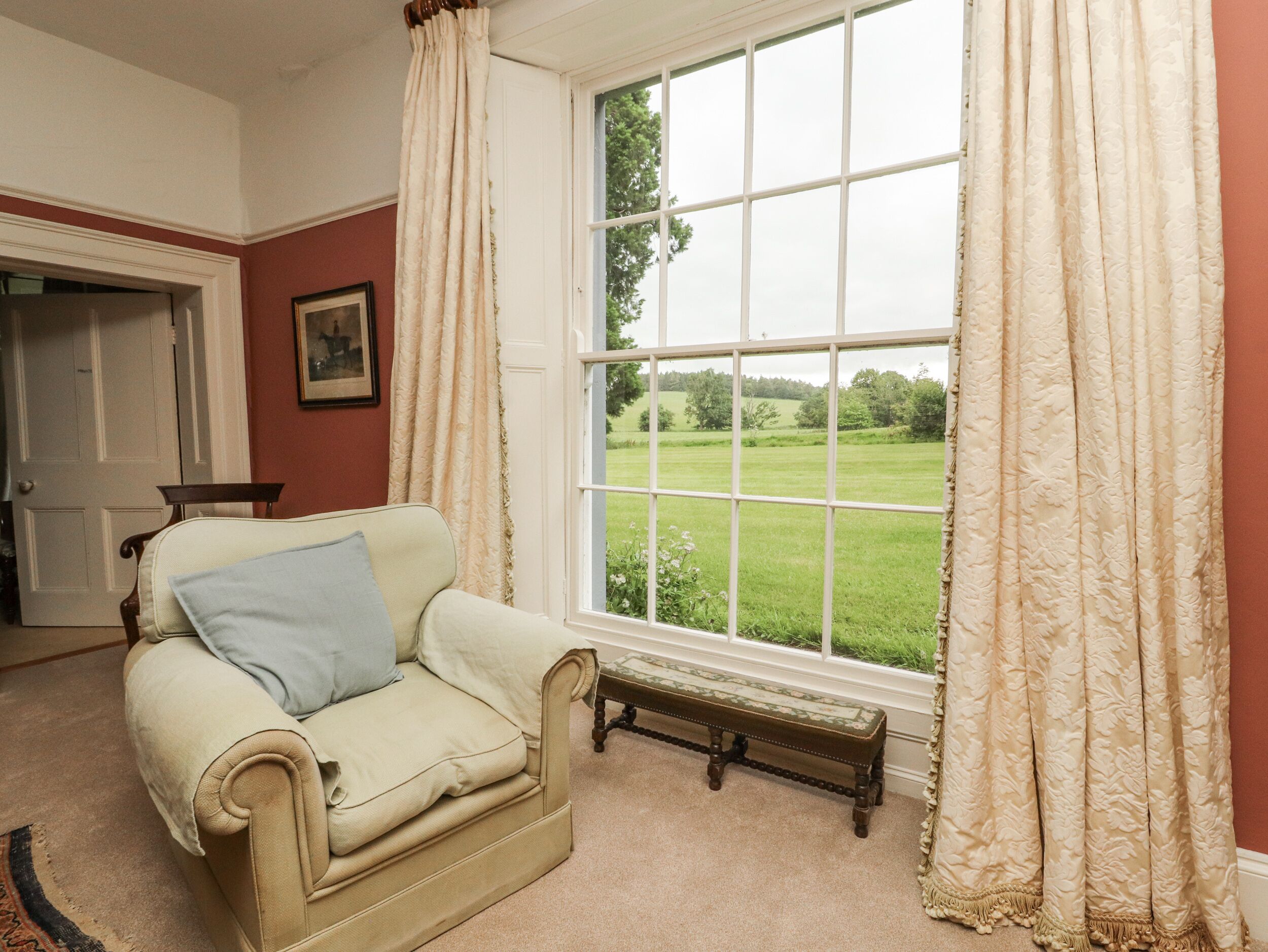 Cottage | Interior