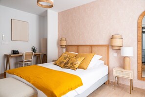 1 bedroom, free WiFi, bed sheets - Escapade Idéale : Plage proche & piscine sur place (Cerbère)