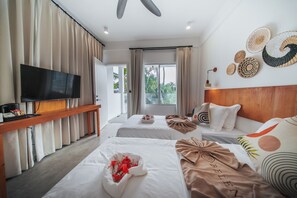 Standard Double or Twin Room, Private Bathroom | In-room safe, desk, laptop workspace, blackout curtains