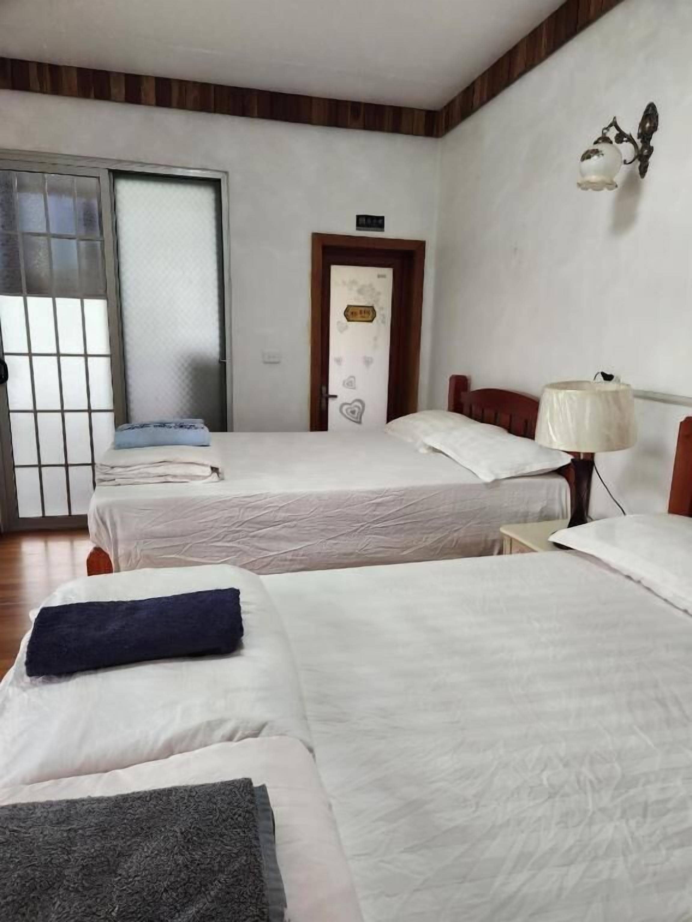 双人房或双床房, 海景 | 办公桌、笔记本电脑工作区、遮光窗帘、隔音