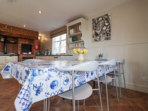 Dining - Holm Oak Lodge (Clacton-on-Sea)