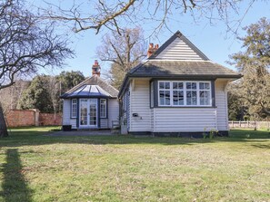 Exterior - Holm Oak Lodge (Clacton-on-Sea)