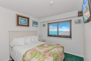 1 bedroom, iron/ironing board, free WiFi