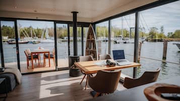 Mobile Home | Living room