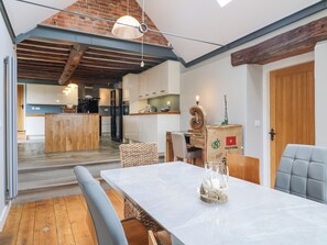 Dining - New Elms Farmhouse (Derby)