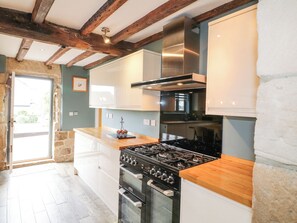 Dishwasher, cookware/dishes/utensils - New Elms Farmhouse (Derby)