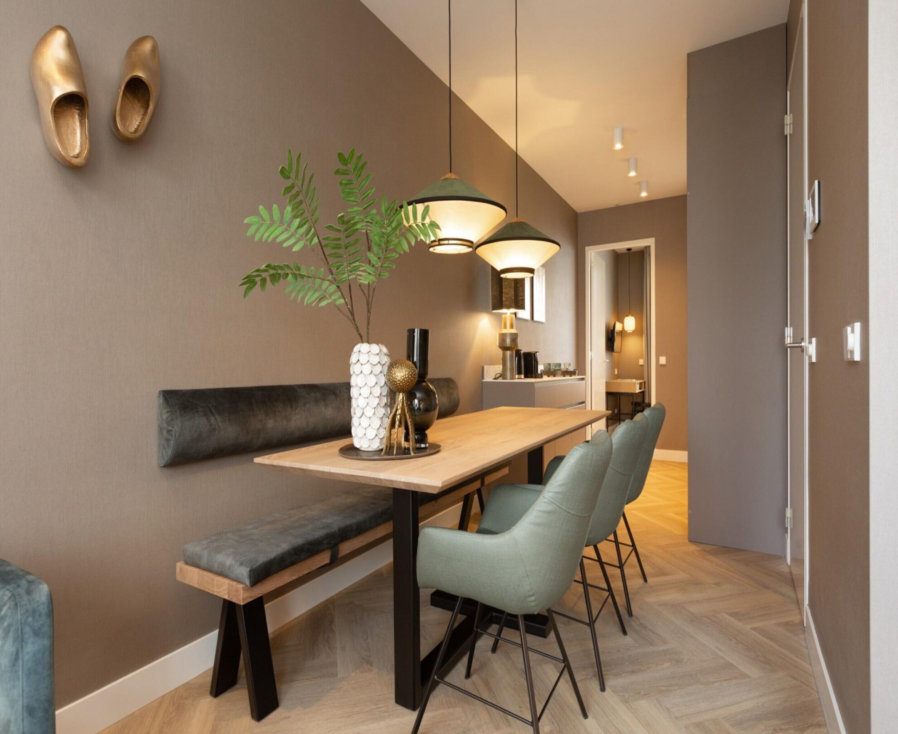 Apartment | Dining