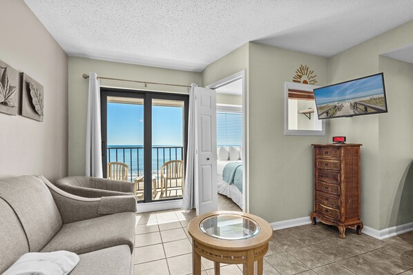 Bügeleisen/Bügelbrett, kostenloses WLAN