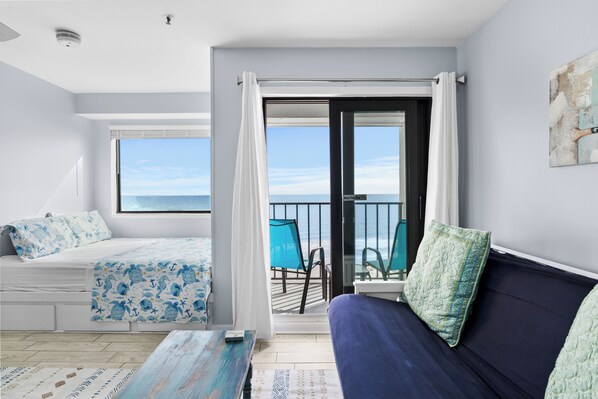 Iron/ironing board, free WiFi