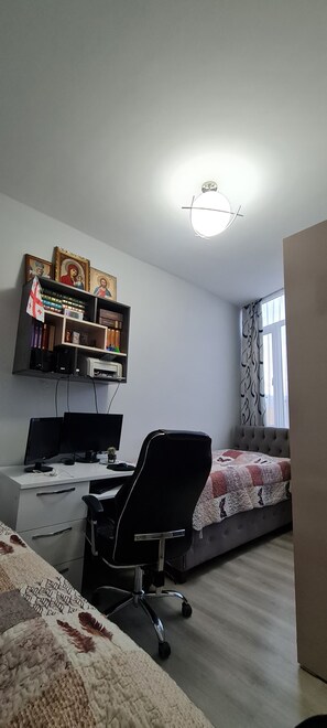 2 Schlafzimmer, Bügeleisen/Bügelbrett, WLAN
