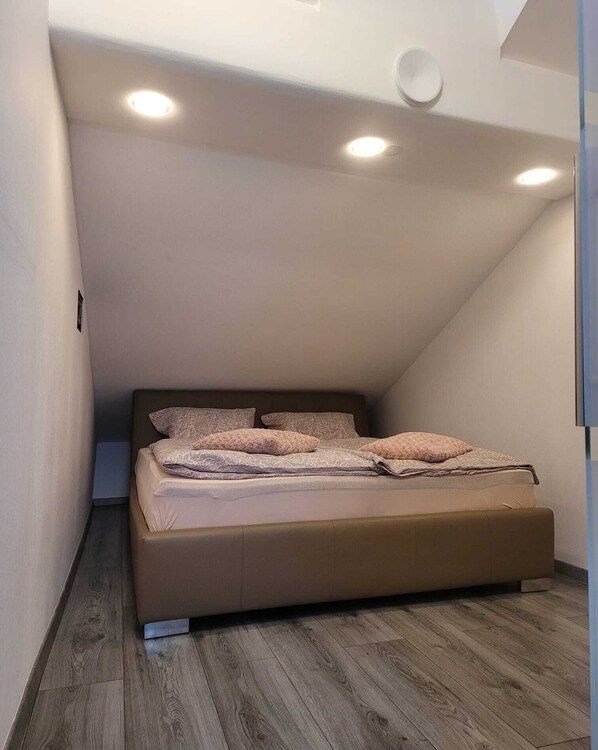 1 Schlafzimmer, kostenloses WLAN, Bettwäsche