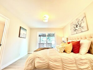 4 عدّة غرف نوم ومكتب وواي فاي