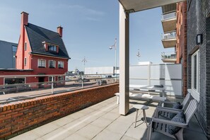 Apartment | Bathroom | Hair dryer - Seaside Gem in Scheveningen (The Hague)
