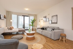 Apartment | Living room