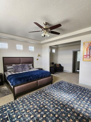 6 bedrooms, WiFi, bed sheets