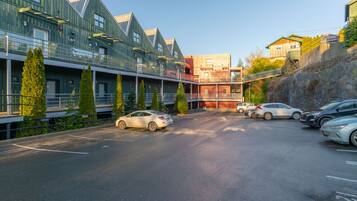 Enceinte de lâhĂ©bergement