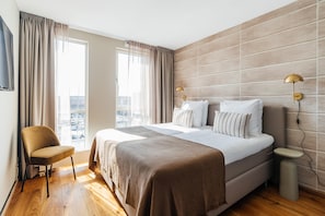 Apartment | 1 bedroom, individually furnished, iron/ironing board
